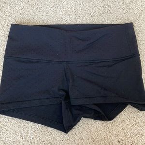 Lululemon 4” black shorts